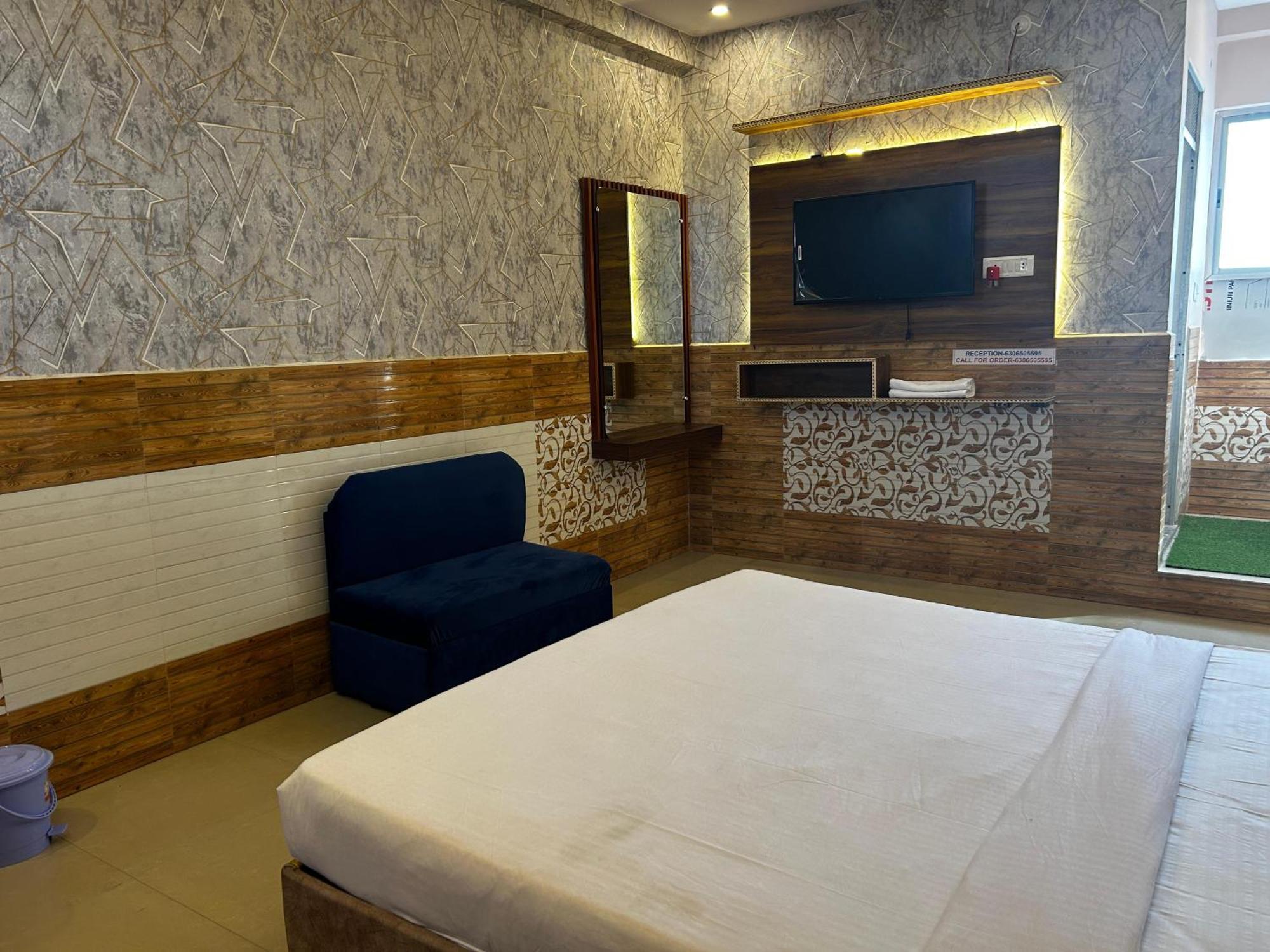 Hotels7Apple Mahoba Kültér fotó