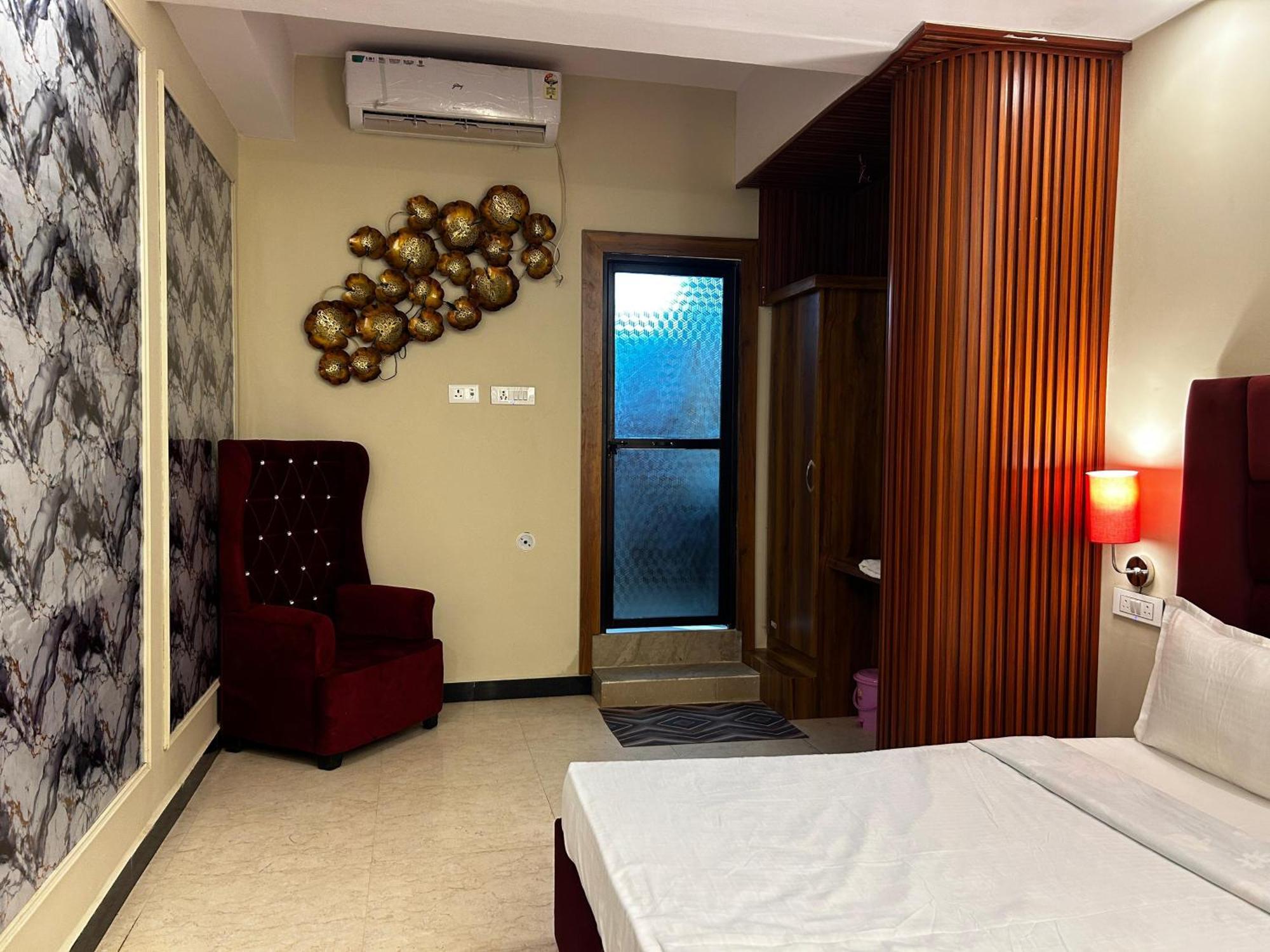 Hotels7Apple Mahoba Kültér fotó