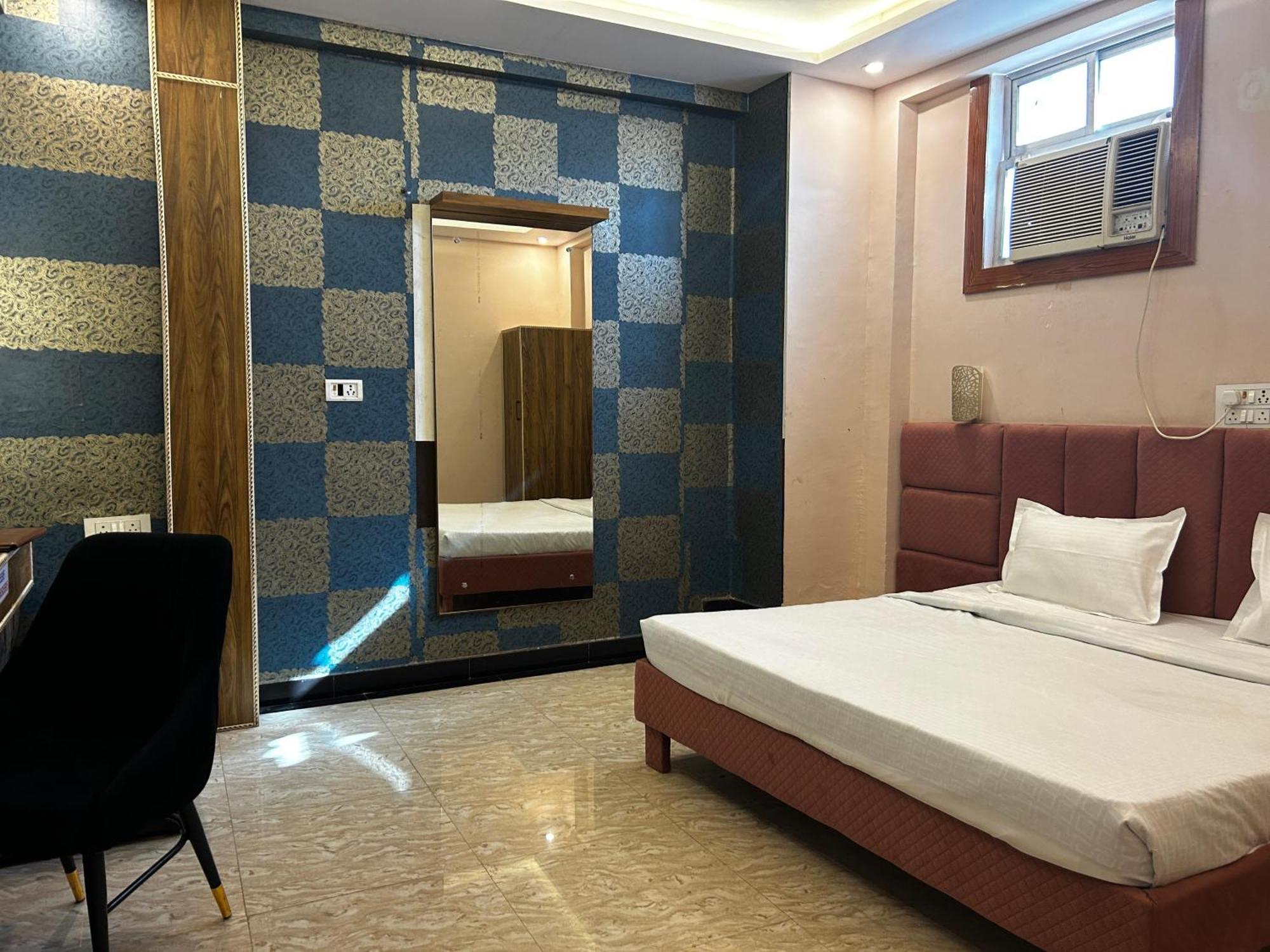 Hotels7Apple Mahoba Kültér fotó